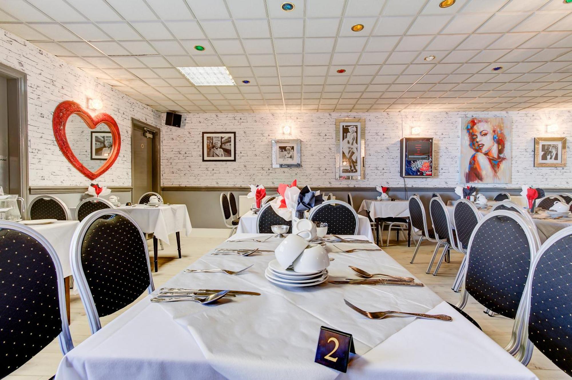 The Sandringham Court Hotel & Apartment Welcoming Large And Small Groups For 16 Years — Photos 1